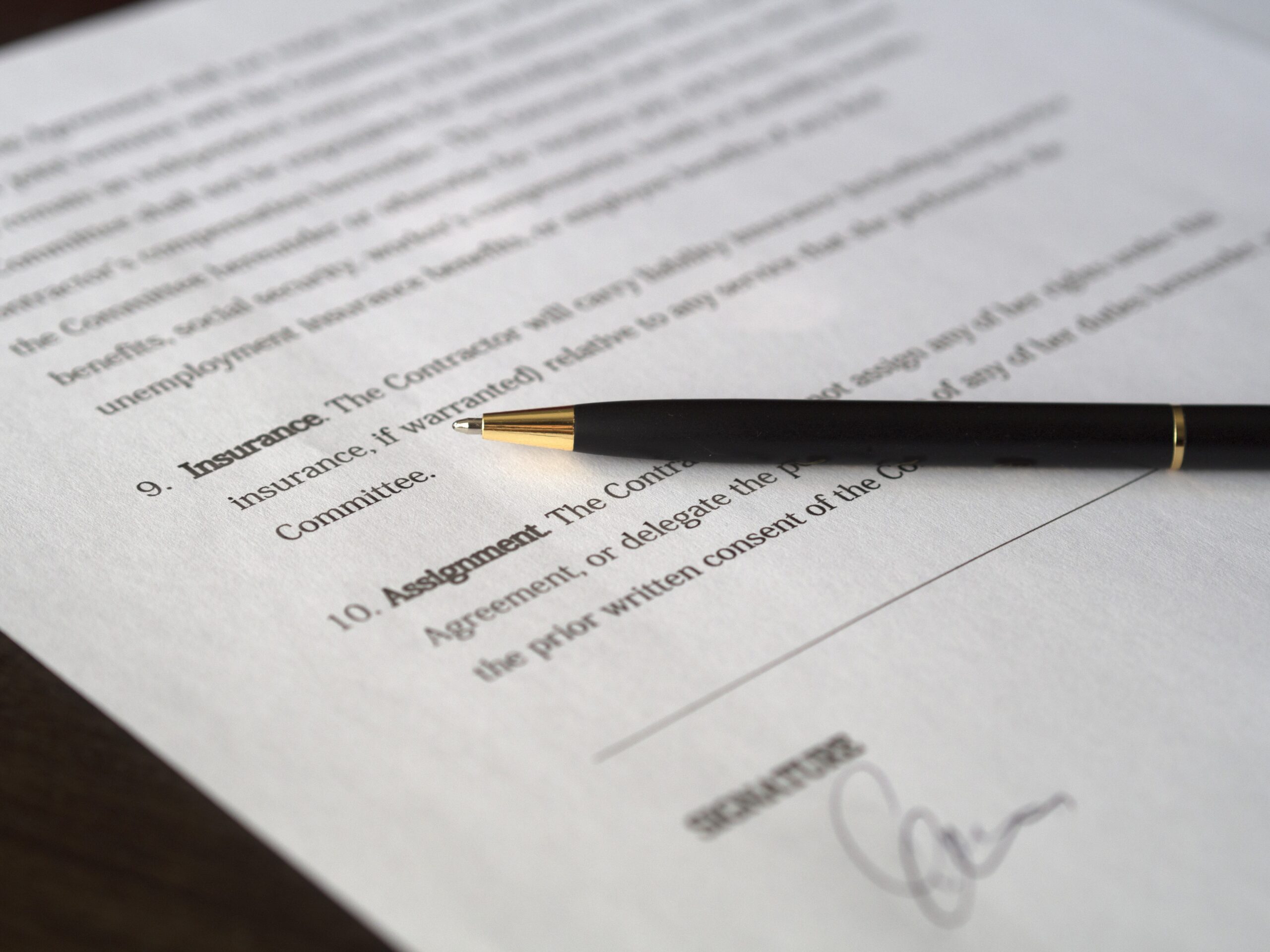 A Importância do Contrato de Trabalho: Regras claras e proteção aos direitos das partes